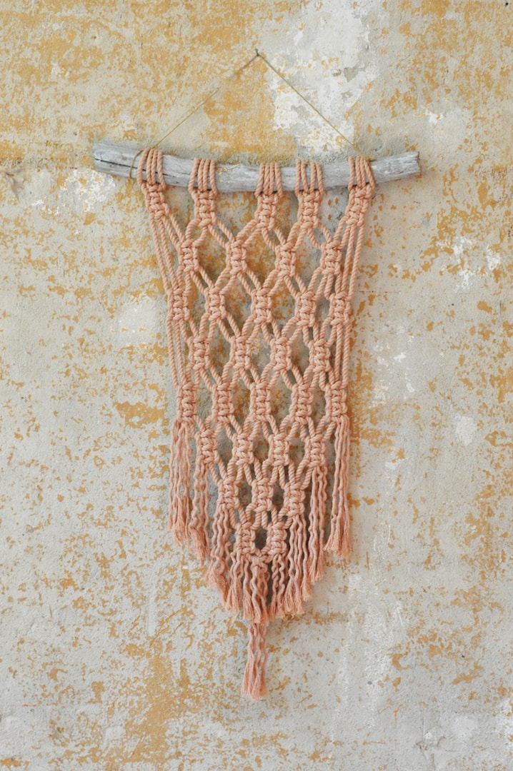 DIY Macramé Wall Hanging Set to make yourself (with instructions)
